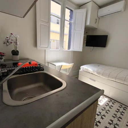 Apartamento Esmeralda 2 *